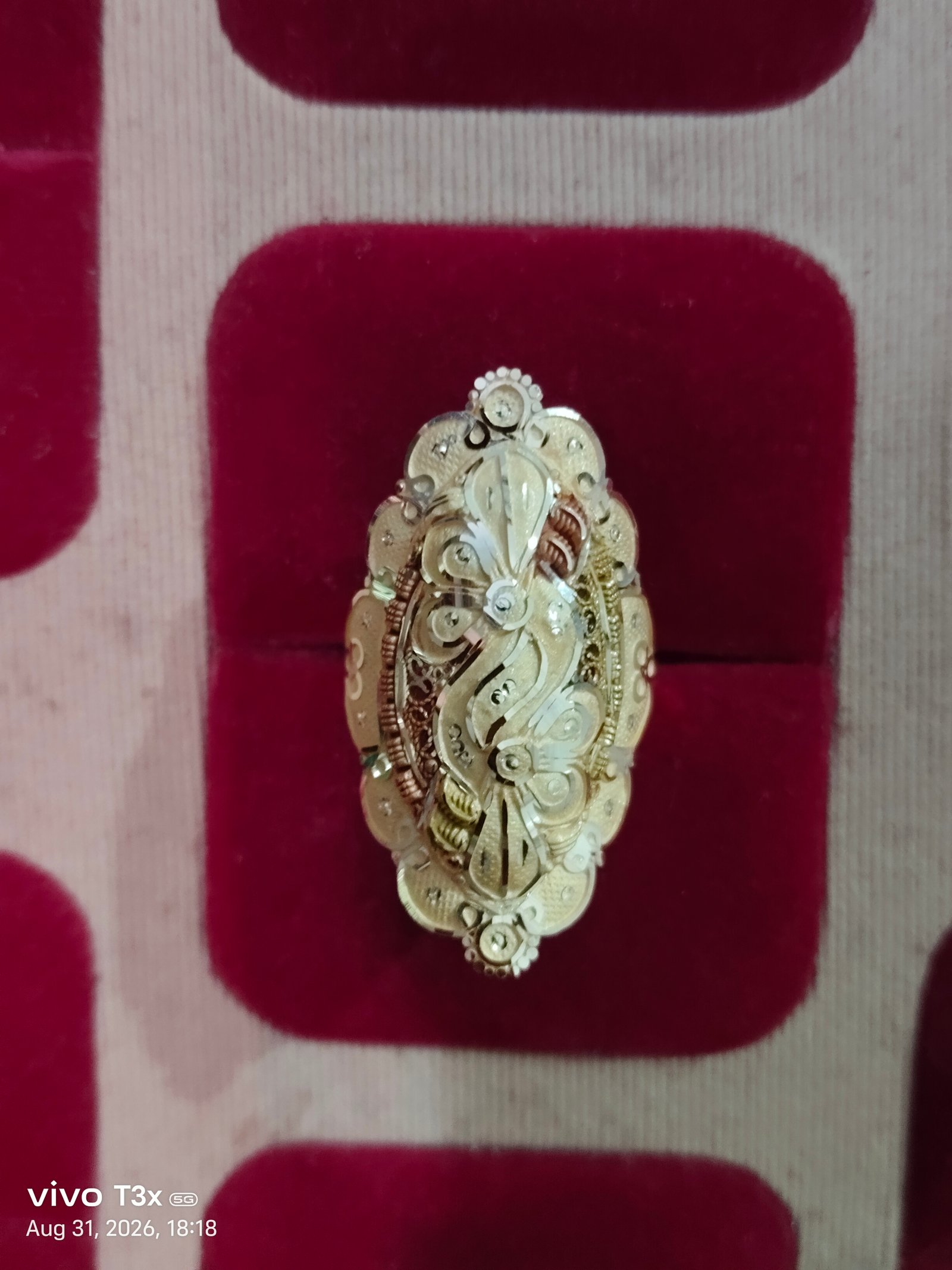 Ledies ring